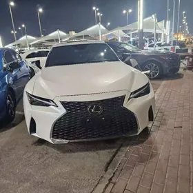 Lexus IS 300 2022
