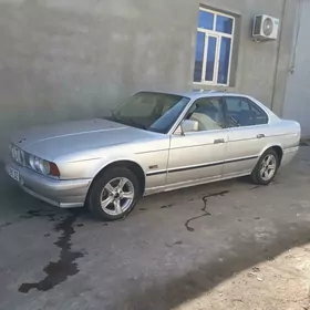 BMW 520 1990