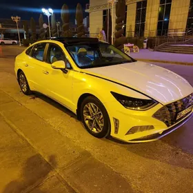 Hyundai Sonata 2020