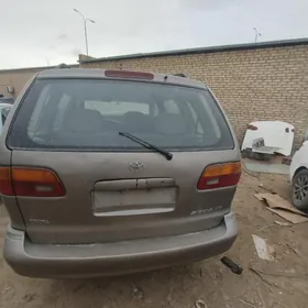 Toyota Sienna 1999