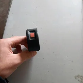 astra g awarini knopka