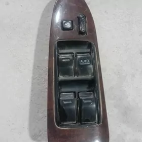 tayota.ayna.galiryan.knopka