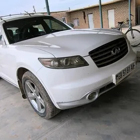 Infiniti FX35 2004