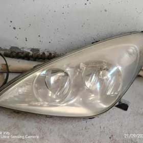 Lexus es 300 far cep tarap