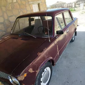 Lada 2104 1983