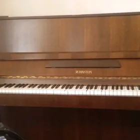 ПРОДАЁТСЯ ПИАНИНО