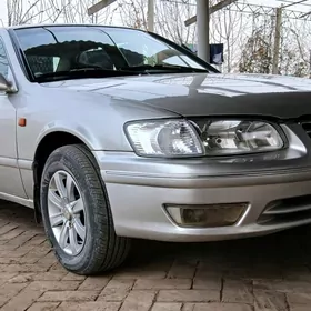 Toyota Camry 1998