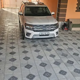 Ford Expedition 2023