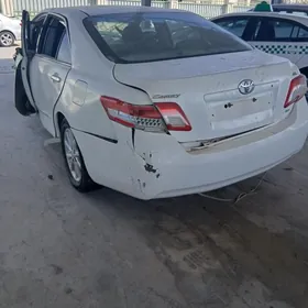 Toyota Camry 2011