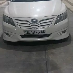 Toyota Camry 2011