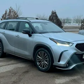 Toyota Highlander 2023