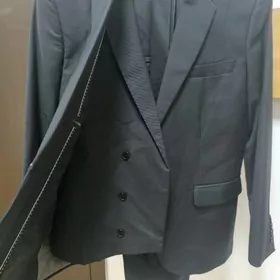 Kostyum balak penjek