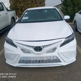 Toyota Camry 2023