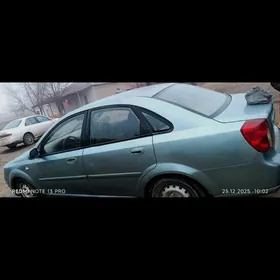 Chevrolet Lacetti 2003