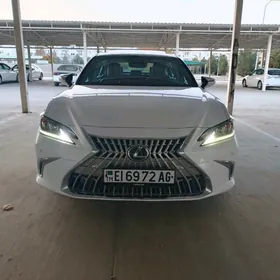 Lexus ES 350 2020