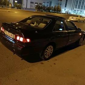 Toyota Camry 2000