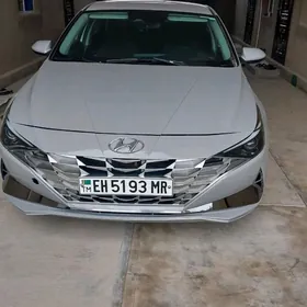 Hyundai Elantra 2021