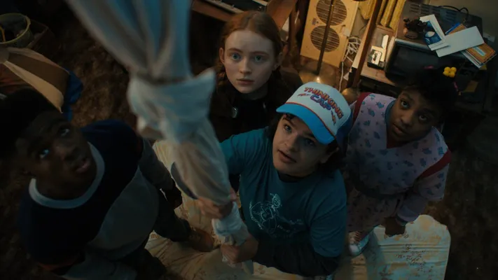 Сериал «Очень странные дела» стал самым популярным в истории Netflix