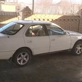 Toyota Camry 1992