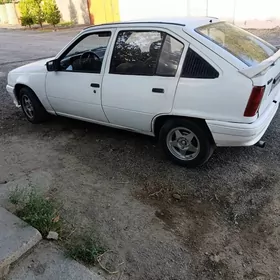 Opel Astra 1986