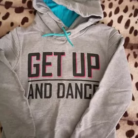 толстовки с капюшоном