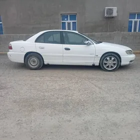 Opel Omega 2000