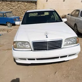 Mercedes-Benz C250 1995