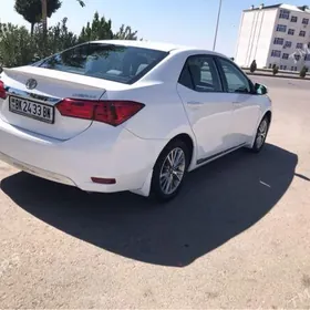 Toyota Corolla 2015