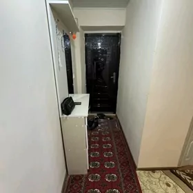 30-Mkr. 1/2-Kom. Kwartira