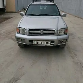 Nissan Pathfinder 2002