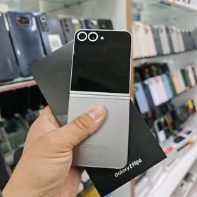 Samsung Z Flip 6 12/256gb