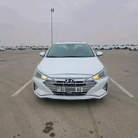 Hyundai Elantra 2020