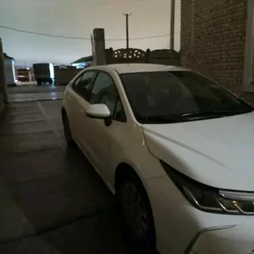 Toyota Corolla Hybrid 2022