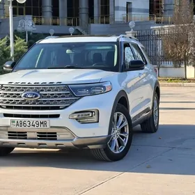 Ford Explorer 2021