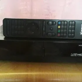 Тюнер XCRUISER. XDSR420HD