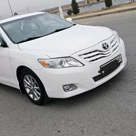 Toyota Camry 2010
