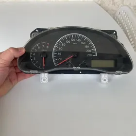 nissan pribor panel spidometr