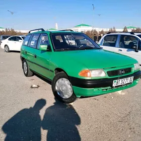 Opel Astra 1996