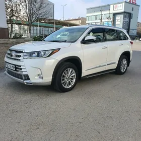 Toyota Highlander 2018