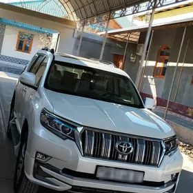 Toyota Land Cruiser Prado 2020