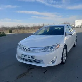 Toyota Camry 2012