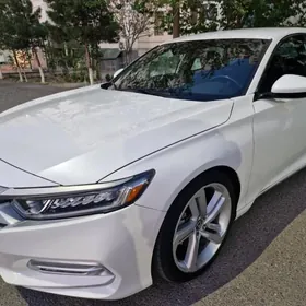 Honda Accord 2019