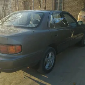 Toyota Camry 1993