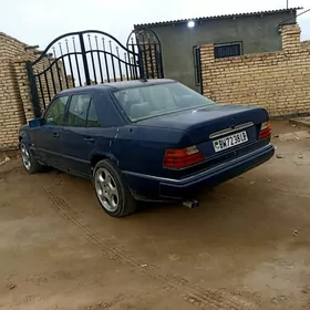 Mercedes-Benz 300D 1998