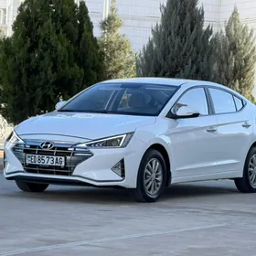 Hyundai Elantra 2019