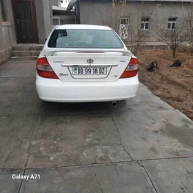 Toyota Camry 2004