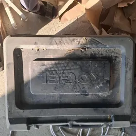 Kögel gara ýeššik