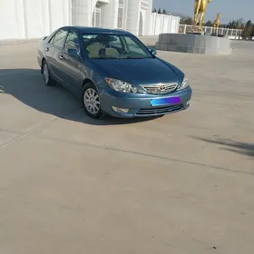 Toyota Camry 2004