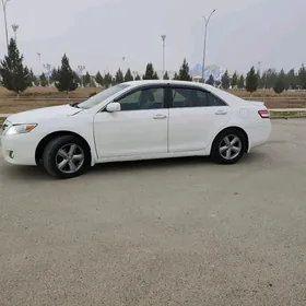 Toyota Camry 2010