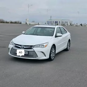 Toyota Camry 2016